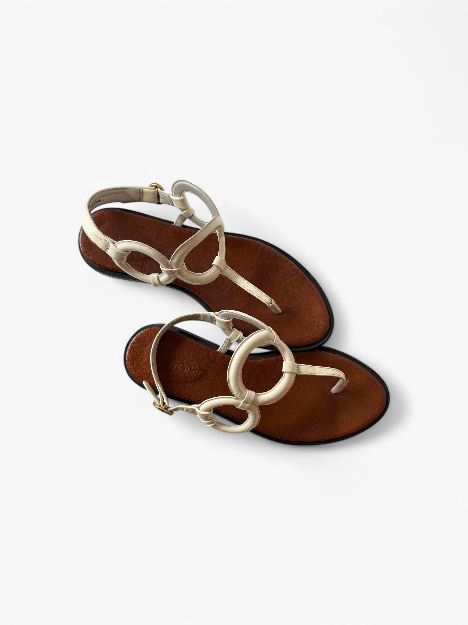 Sandales vernies