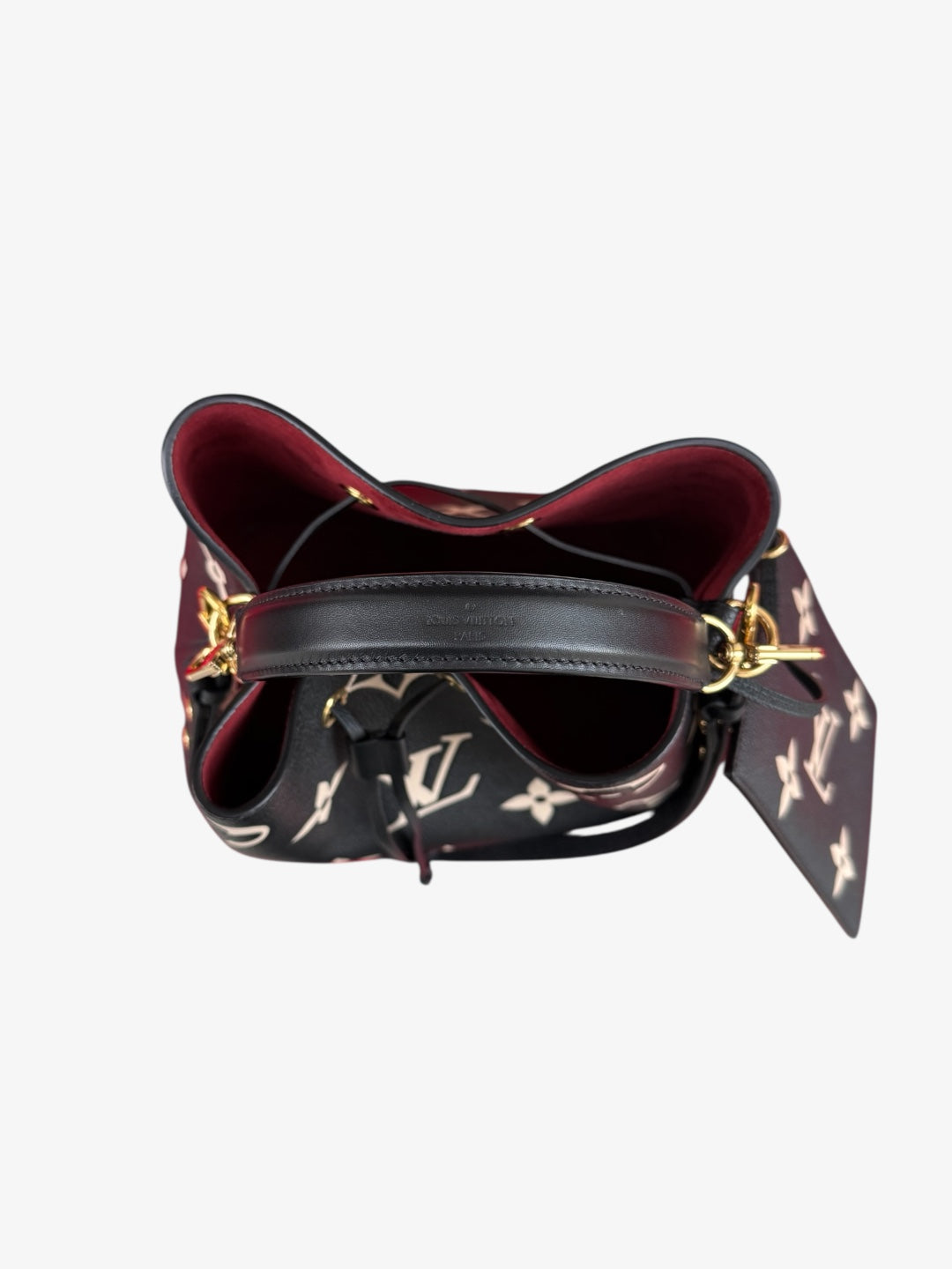 Sac NéoNoé MM en cuir Monogram Empreinte Giant Noir.