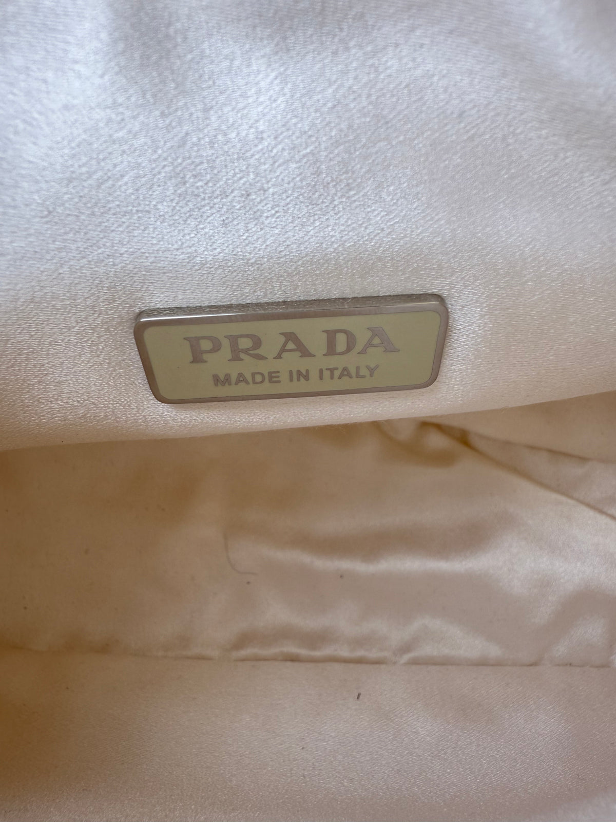 Sac Prada re-édition 2000