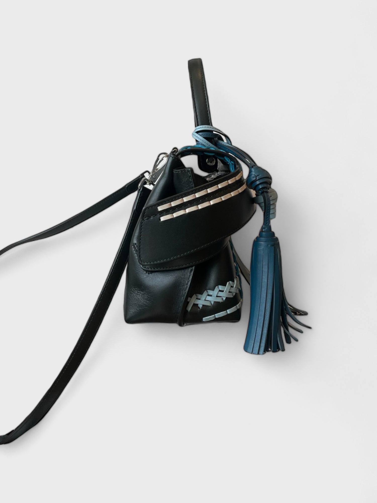 Sac Wave Leather Crossbody